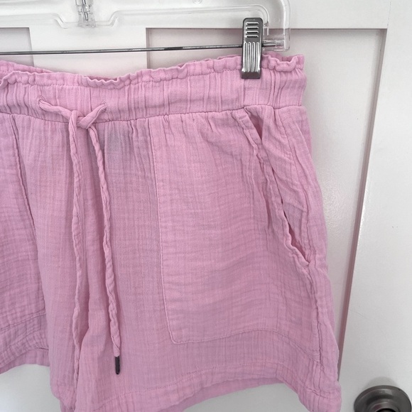 Gap Pink Crinkle Gauze Pull-On Shorts - Picture 7 of 8